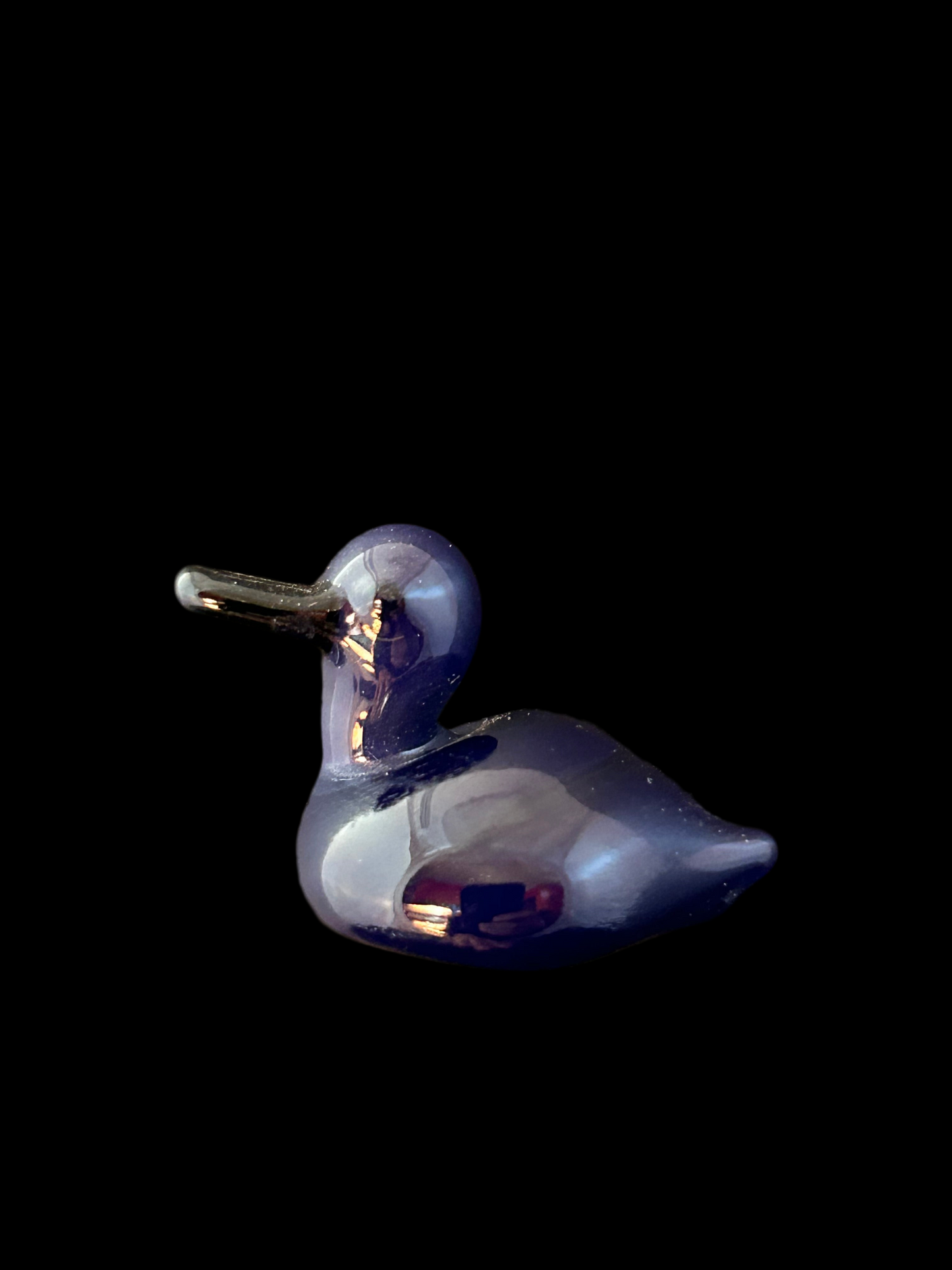 Blue & White Twisted Duck Magnet