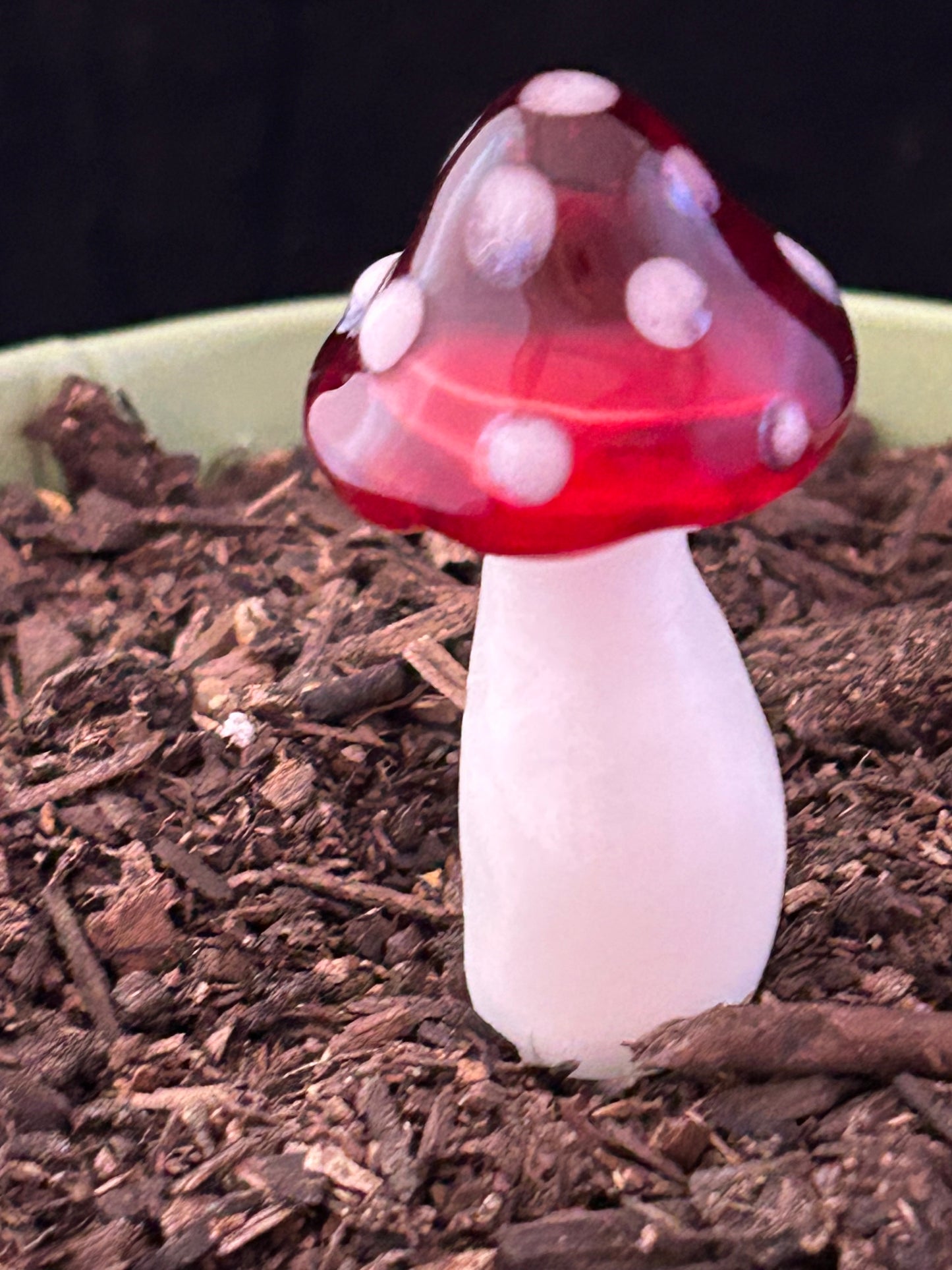 Red Mushroom Plant Stake2