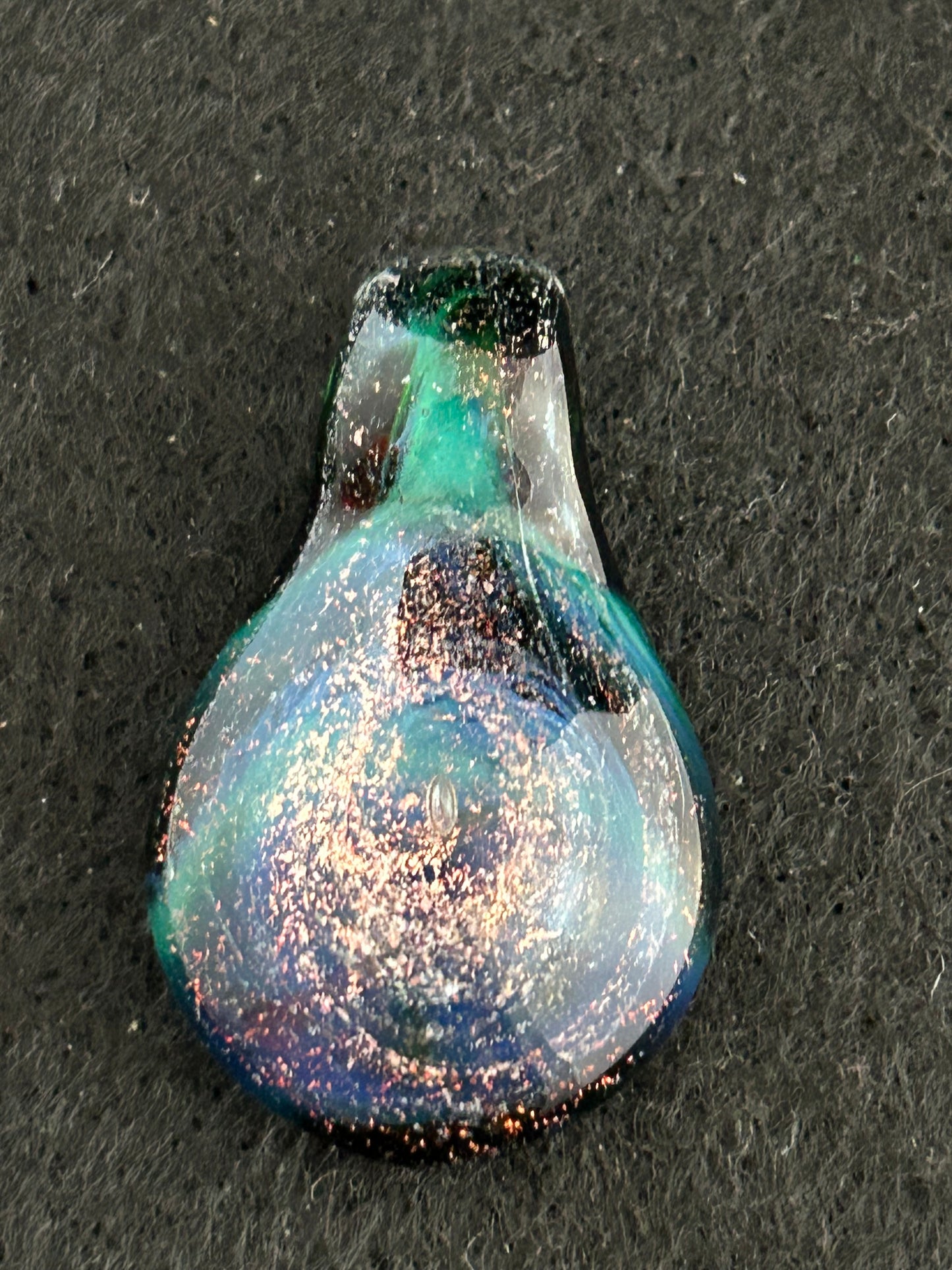 Dichroic pendant