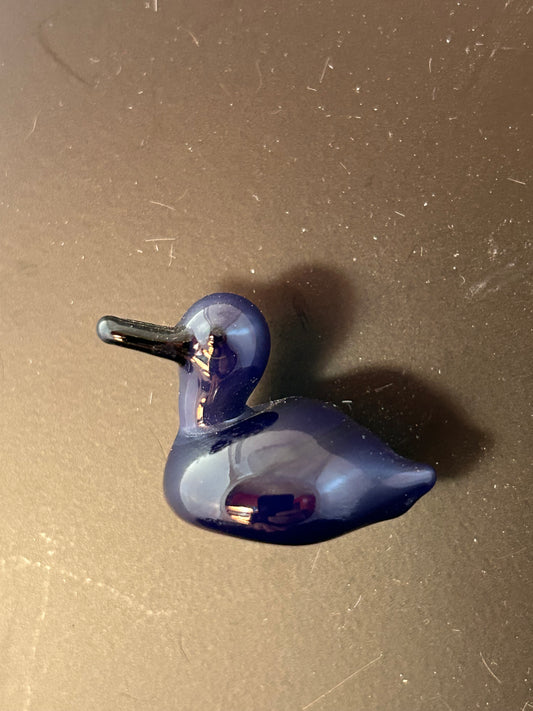 Blue & White Twisted Duck Magnet