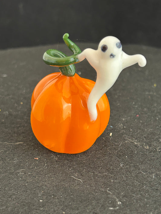Ghost Pumpkin Sculpture