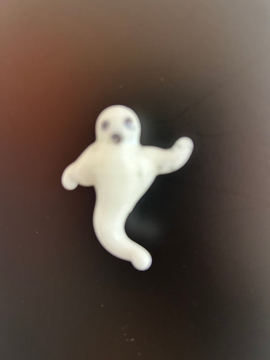 Ghost Magnet